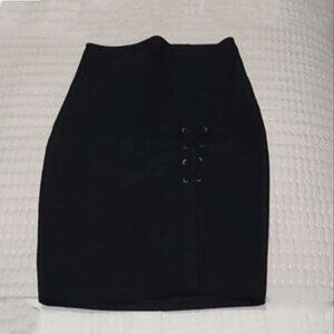 Black Solemio Los Angeles Bodycon Skirt 19,5, Size S